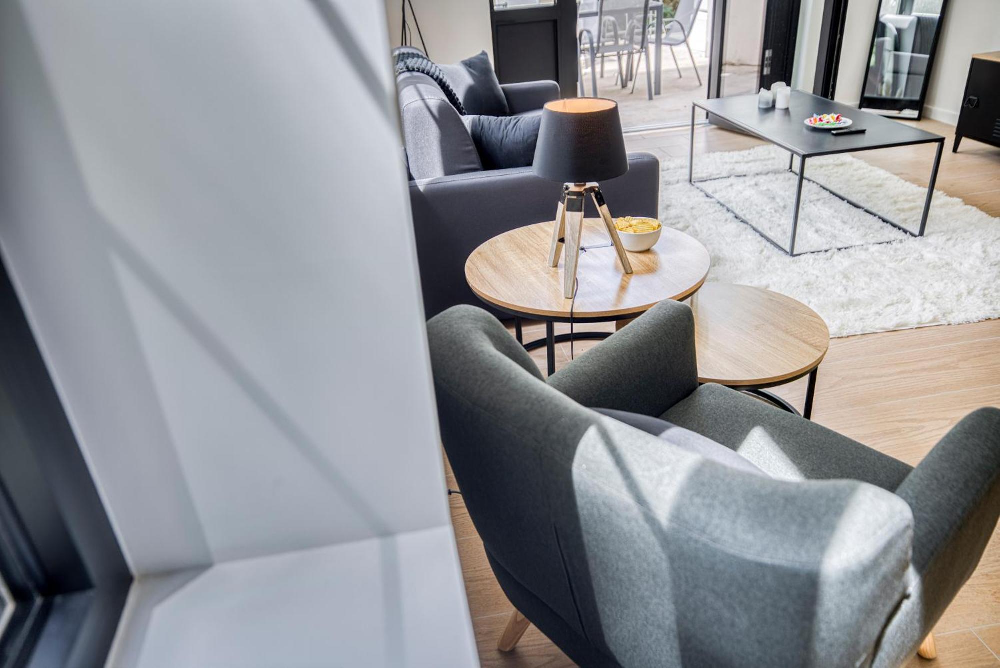 1 - Grand Appartement Spacieux Dans Un Chateau Du 17Eme Siecle, A 15Min De Lyon Vourles Extérieur photo