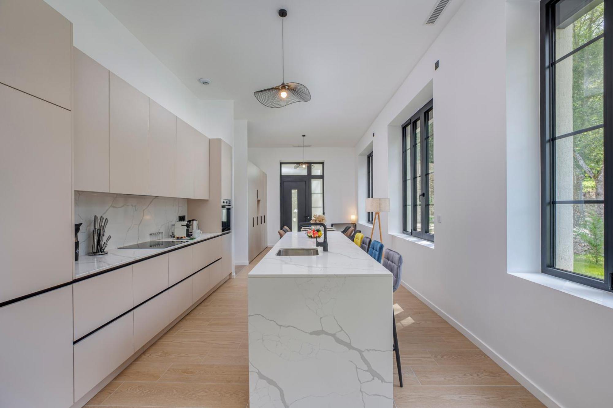 1 - Grand Appartement Spacieux Dans Un Chateau Du 17Eme Siecle, A 15Min De Lyon Vourles Extérieur photo