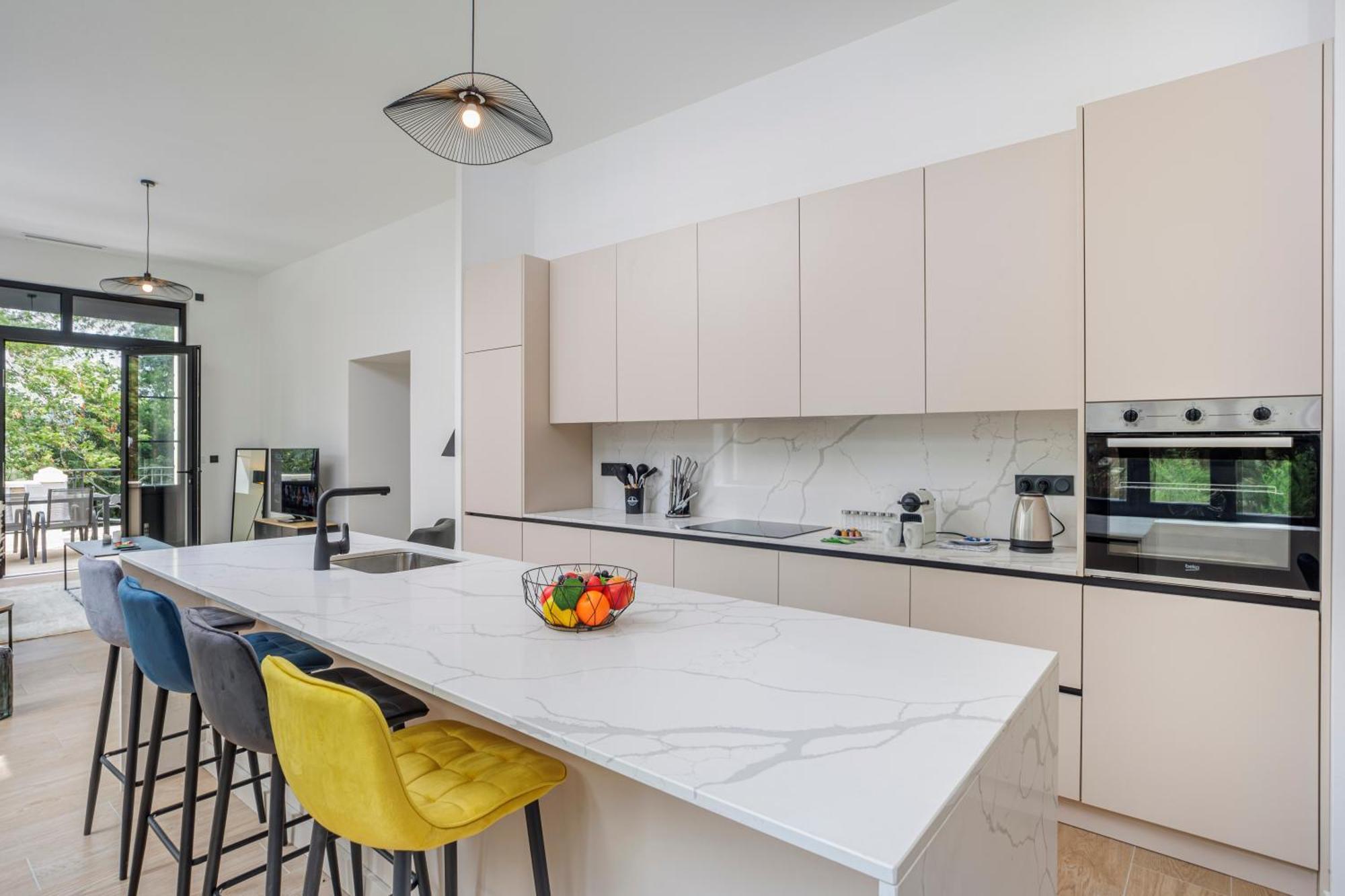 1 - Grand Appartement Spacieux Dans Un Chateau Du 17Eme Siecle, A 15Min De Lyon Vourles Extérieur photo